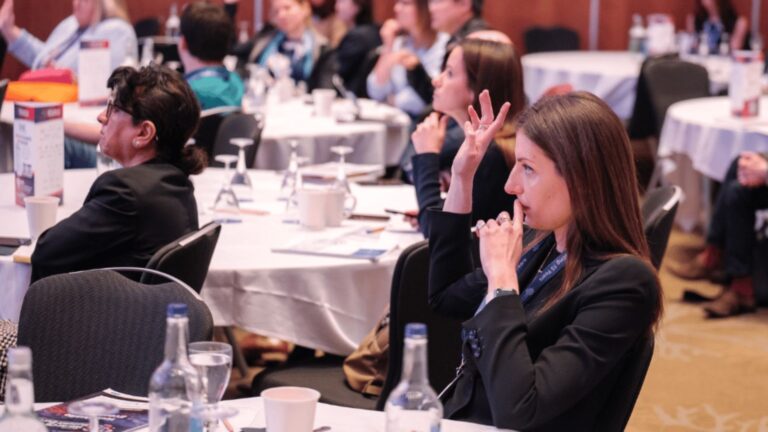 Join Experts - CTA Image